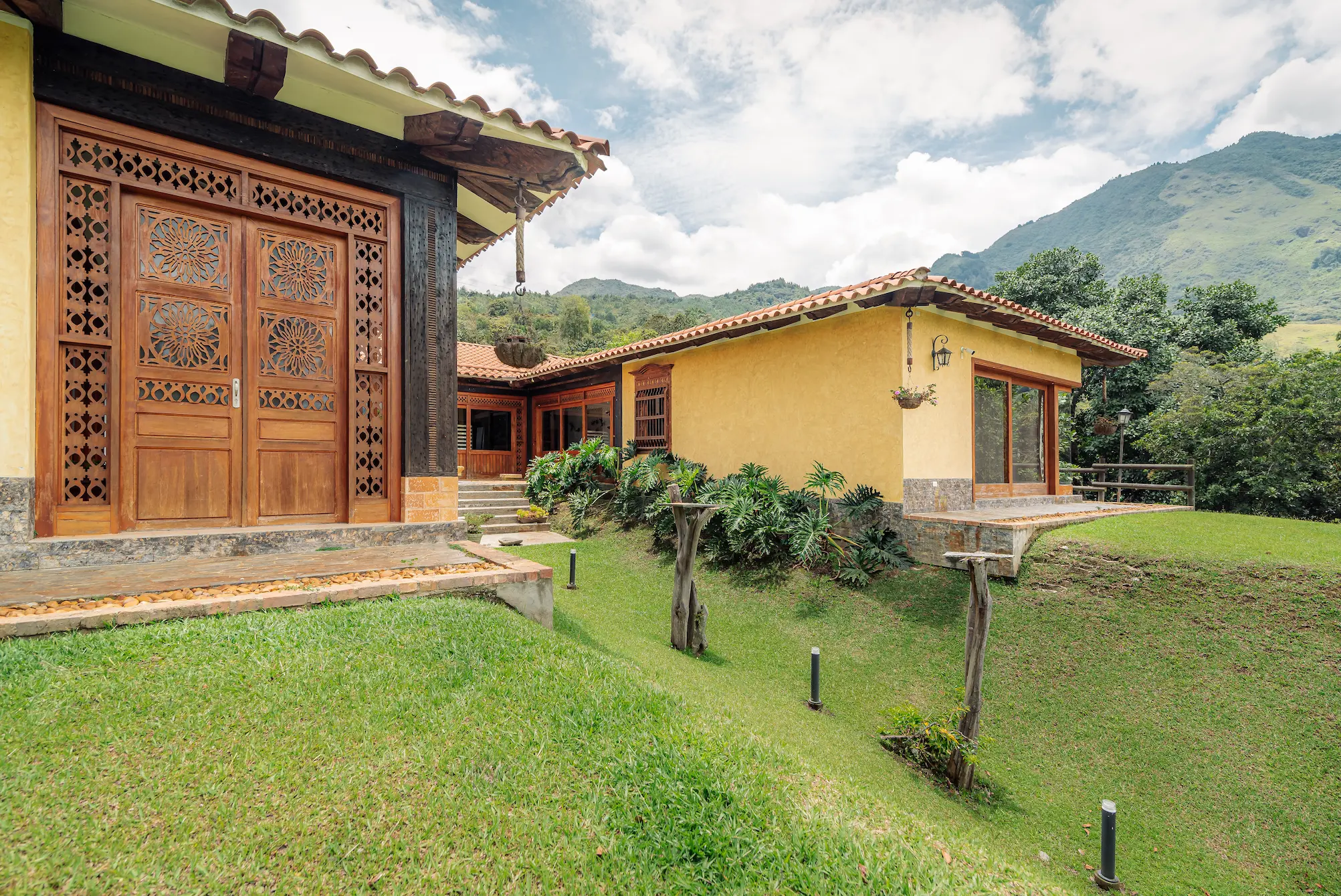 Proyecto Inmobiliario Portadas y Accesos